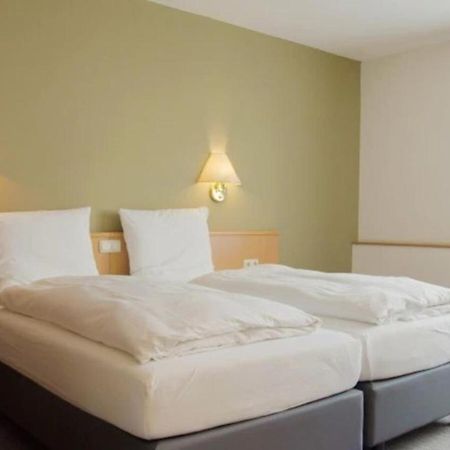 Hotel Битбург Екстериор снимка